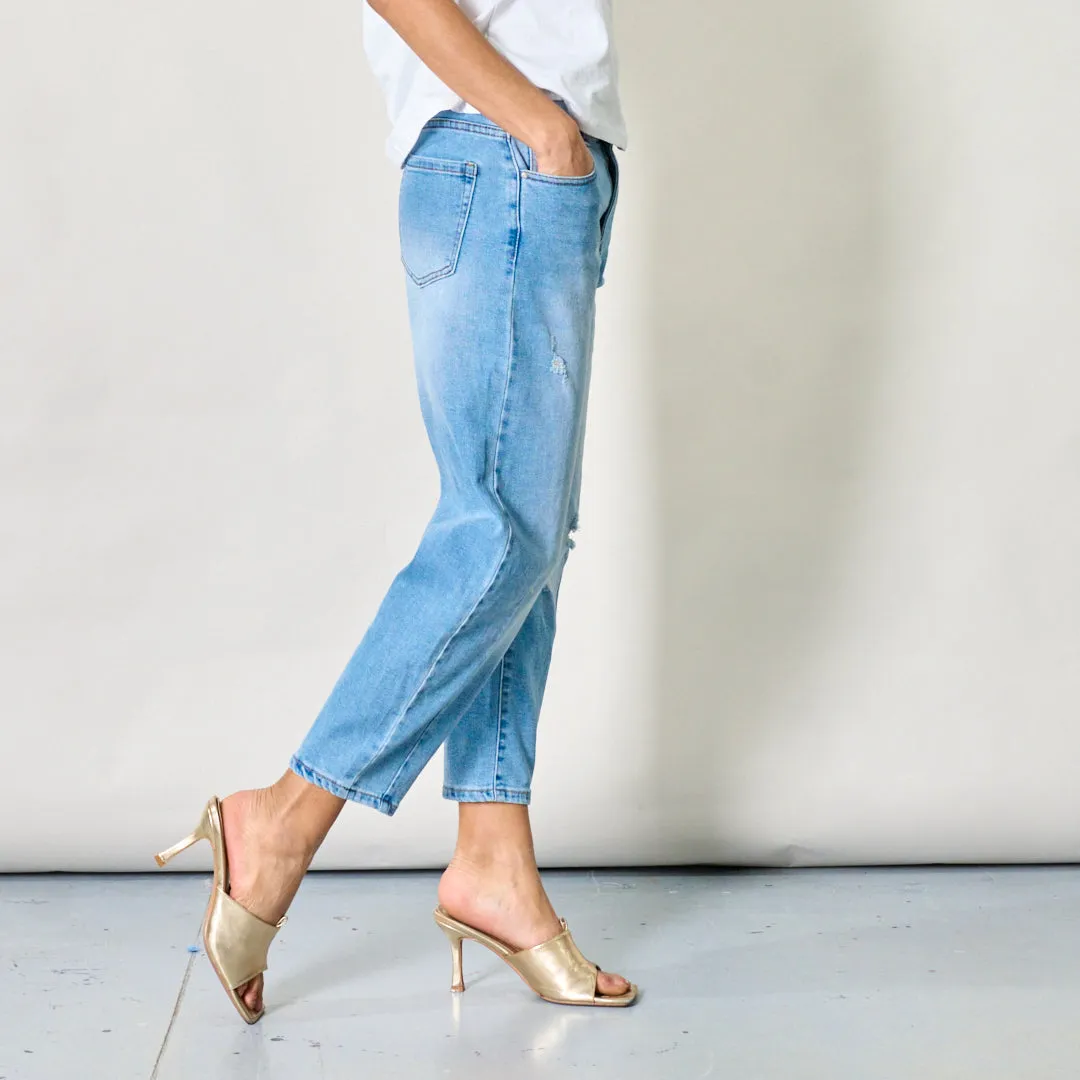 Distressed relaxed-fit denim jeans wholesale