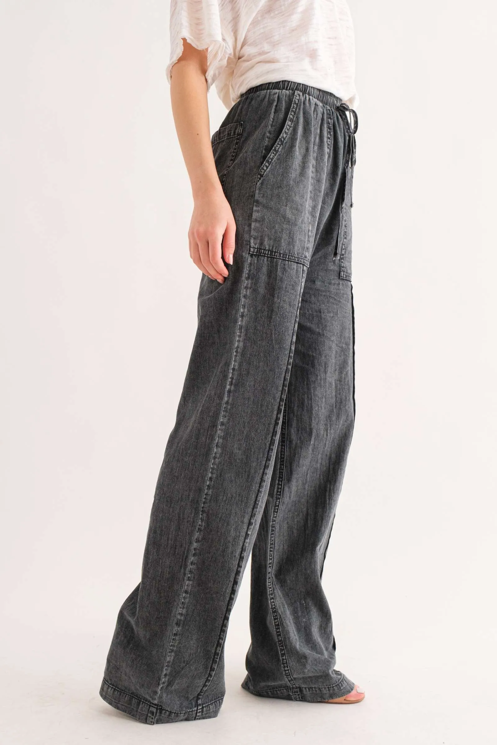 Feeling Alive Chambray Pants - Charcoal