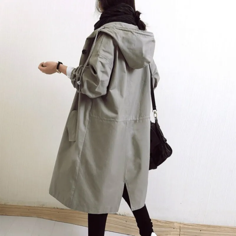 Mandy | Elegant, water-repellent trench coat