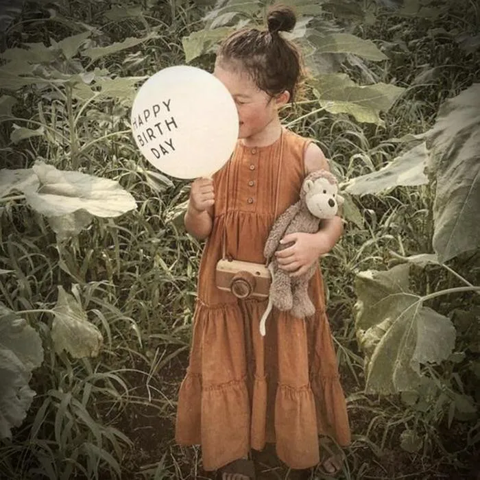 THE COUNTRY DRESS