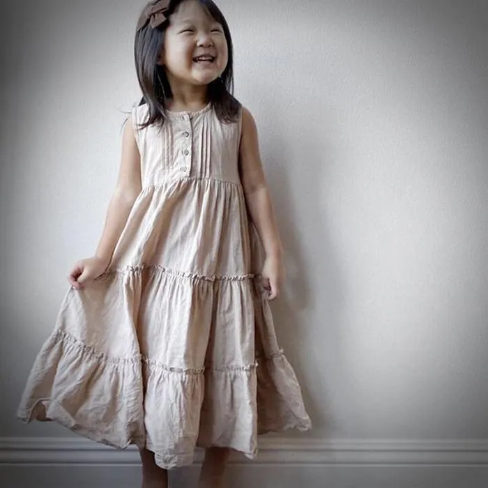 THE COUNTRY DRESS