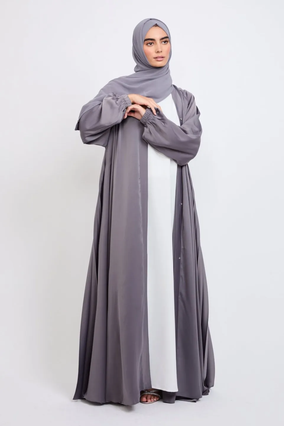 Umbrella Cut Open Abaya with Pleated Back Detailing - Lavender Grey