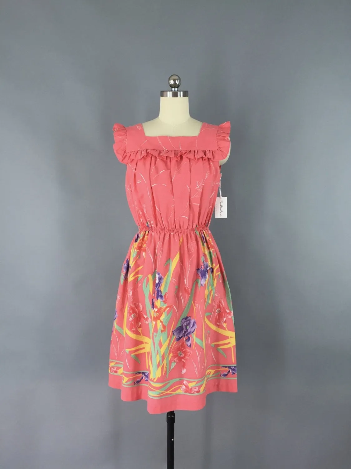 Vintage 1970s Dress / Iris Floral Novelty Print Dress